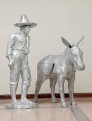 aluminum statuary
