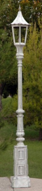 balboa post with large tudor lamp