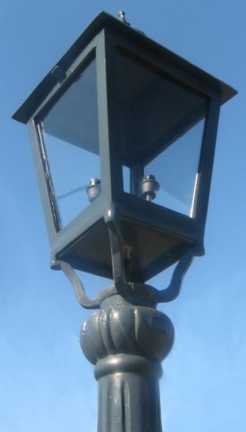 traditional berlin street lamp